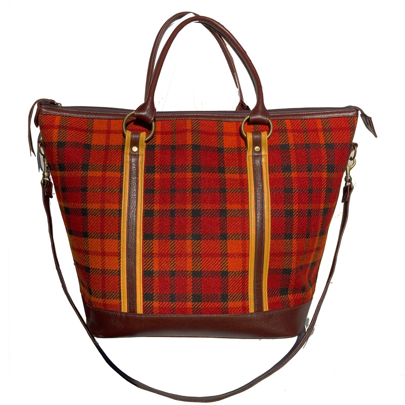 Red weekender online bag